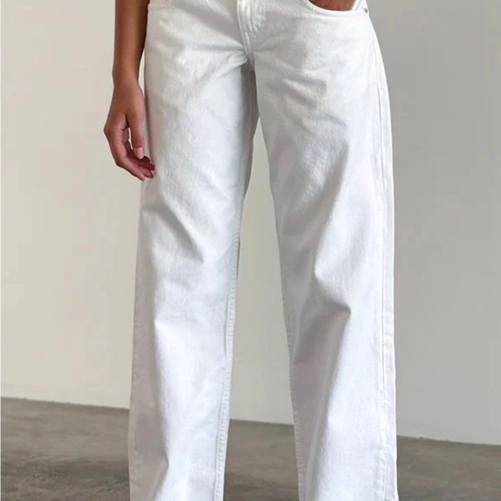 Motel Rocks Low Rise Parallel Jeans In True White